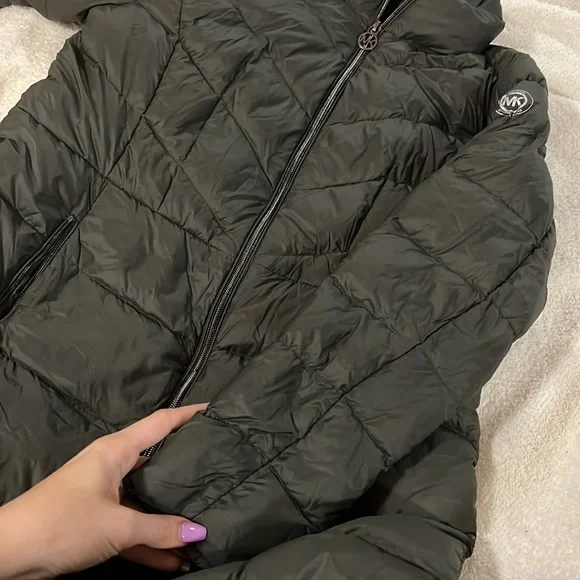 Michael Kors Dark Green Packable Down Fill Puffer Long Jacket - Picture 5 of 6